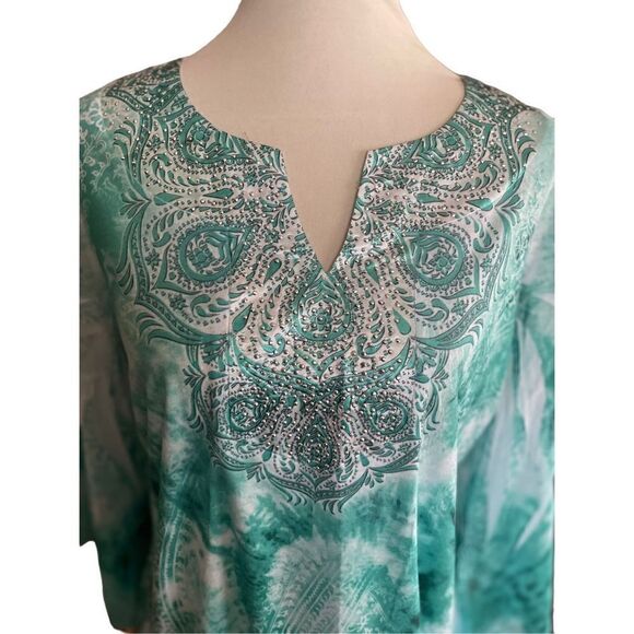 JM Collections Woman Mint Green and White Sequined Boho Blouse with Flaired Bell - Picture 3 of 13